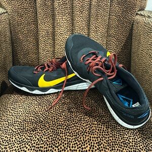 Nike trail 11.5 Men’s shoes- NWOT